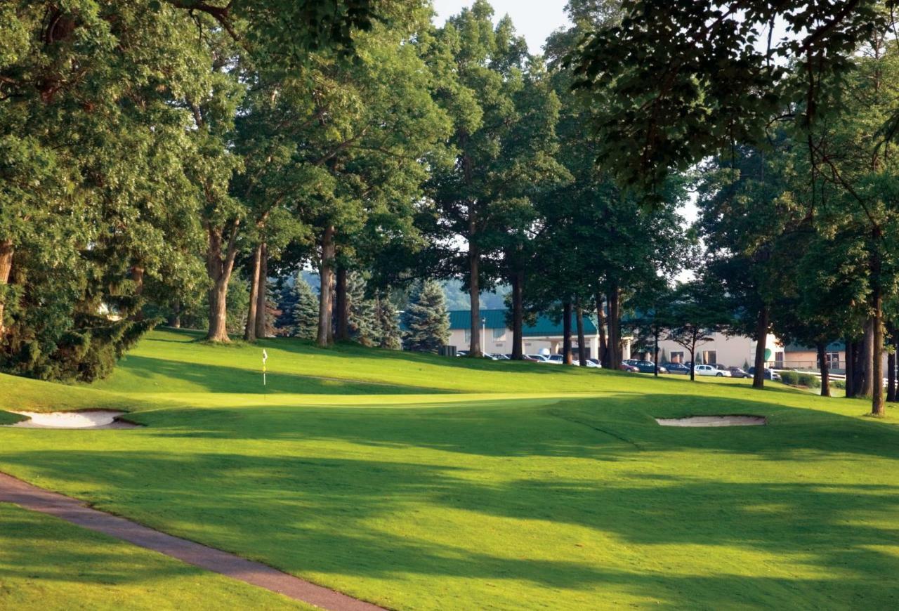 Lakeview Golf Resort Morgantown Eksteriør billede